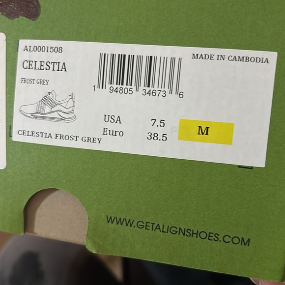 Align Nursing Shoes - Picture 8 of 8